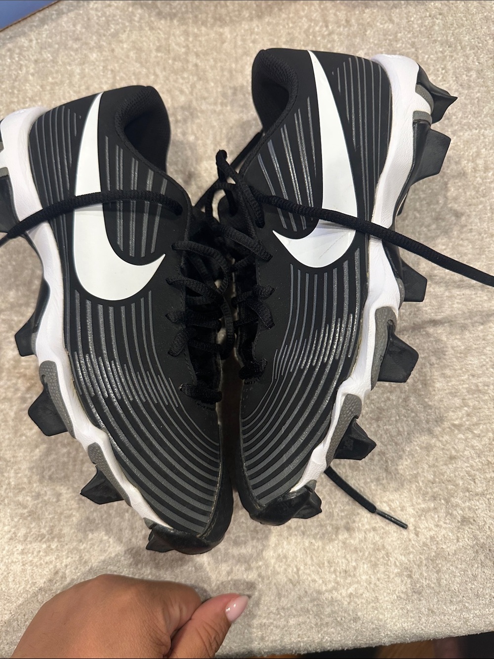 Nike Kids Black and White Soccer Cleats